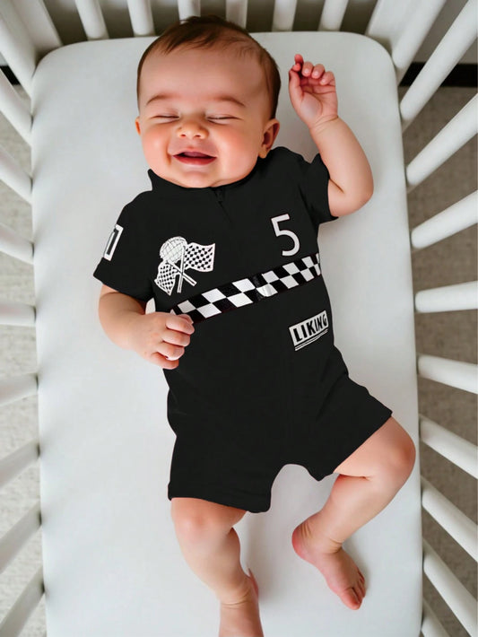 Sommer-Babyset – Weicher Strick-Strampler mit Auto-Sport-Motiv