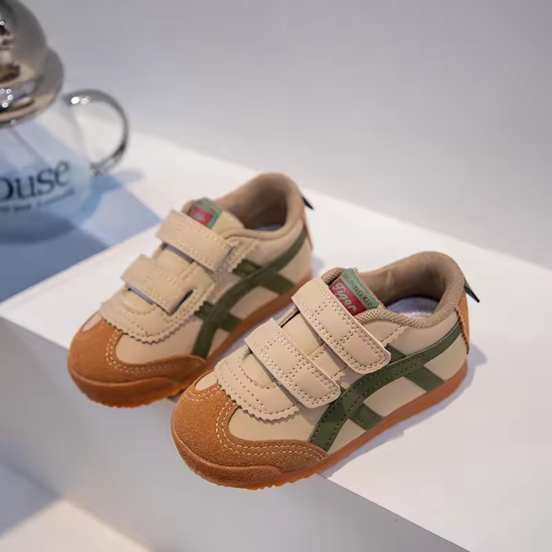 Children's Sneakers with Soft Sole