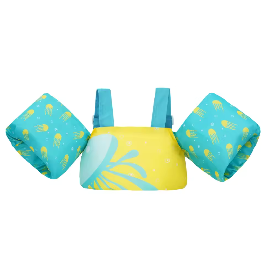 Schwimmtrainer mit schwimmenden Ärmeln