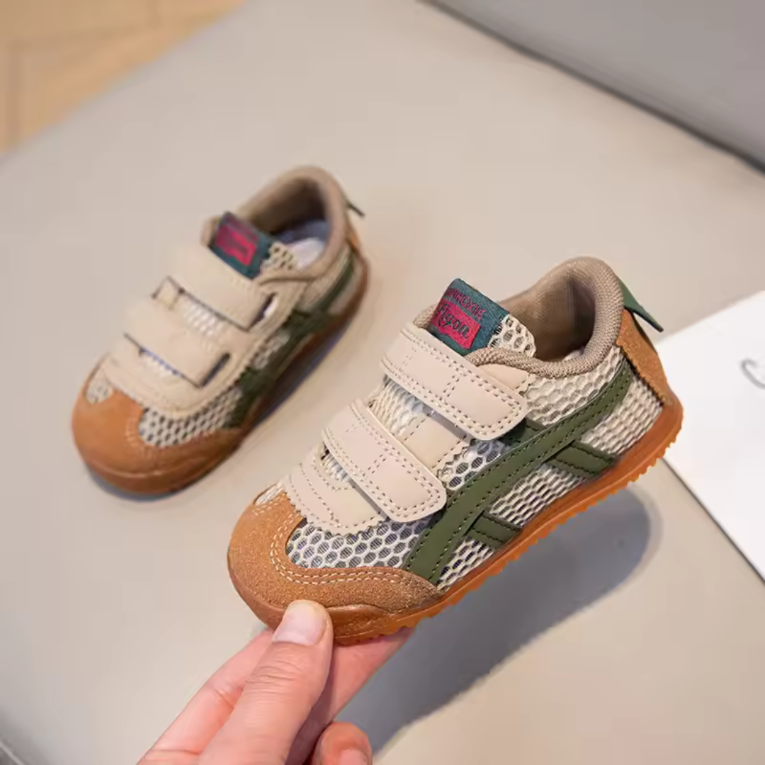 Children's Sneakers with Soft Sole