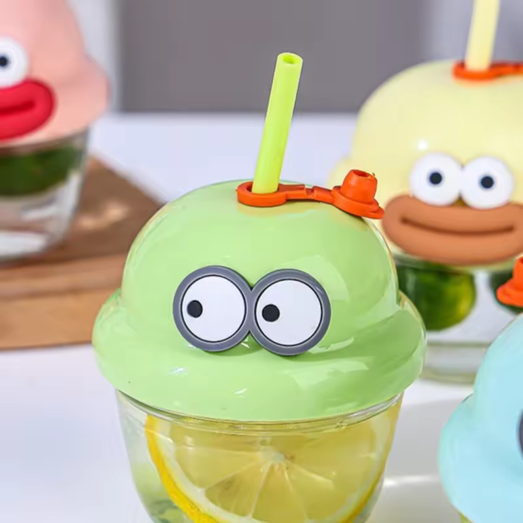 Small Refined Cartoon Cup