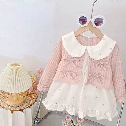 Baby-Outfit mit weichem Kragen