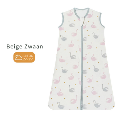 Baby romper with zipper